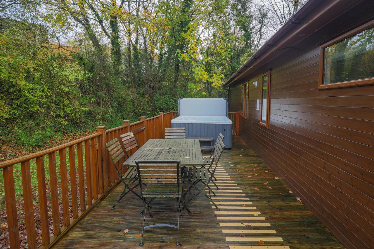 Charming Copse Corner Lodge - Spa Resort - Devon Chudleigh Exterior photo