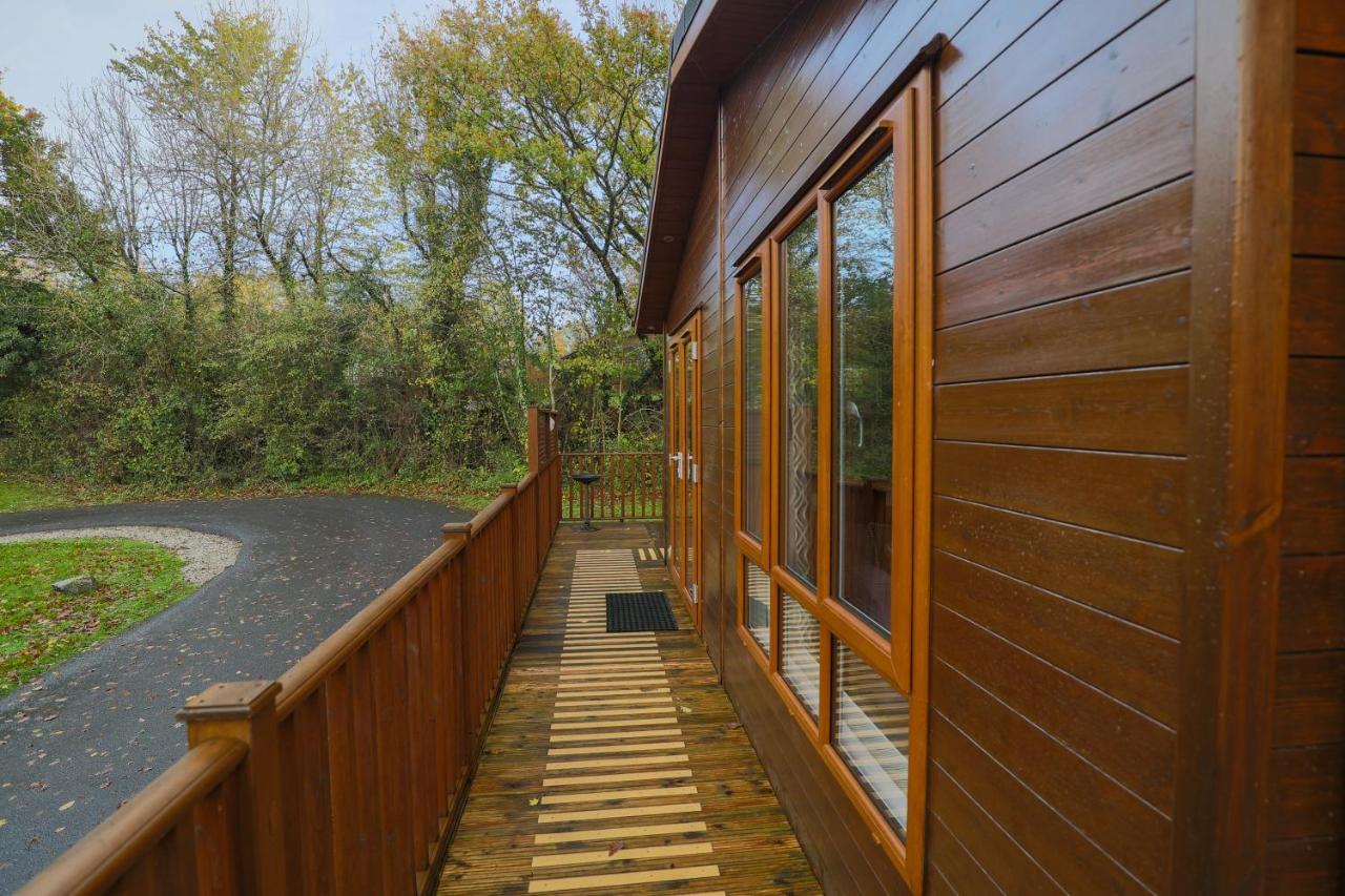 Charming Copse Corner Lodge - Spa Resort - Devon Chudleigh Exterior photo